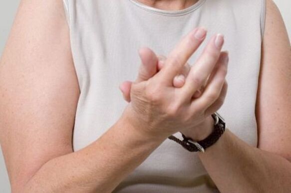 болки в ставите на пръстите на ръцете снимка 3